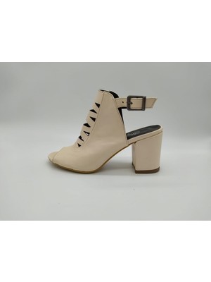 Yagmur Collection Kafes Ekru 8 cm Topuklu Kadın Ayakkabı