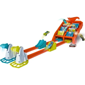 Hot Wheels Yüksek Skor Atlayışı Yarış Seti, Pist, Fırlatıcı, Rampa ve 1 Adet Araç Dahil GBF89