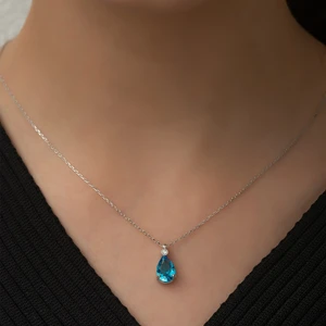 925 Ayar Gümüş Aqua Taşlı Damla Tektaş Kadın Gümüş Kolye