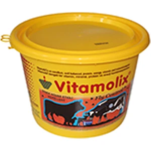 Royal İlaç Vitamolix Fly Control Yalama Kovası 25 kg
