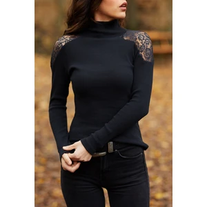 Omzu Dantel Detaylı Balıkçı Yaka Bluz  9KXK2-41658-02