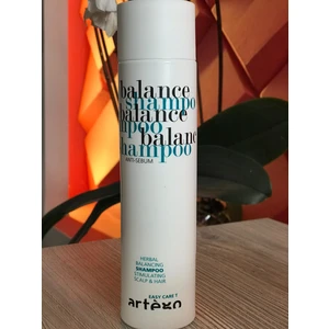 Easy Care T Balance Sampuan 250 ml