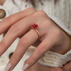 Rose Altın Kaplama Zirkon Taşlı Lotus Çiçeği Kadın Yüzük