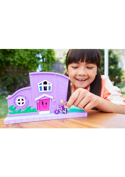 Pollyville Evi, 4 Katlı, 5 Odalı, 4 Gizli Sürprizli, 11 Aksesuarlı GFP42