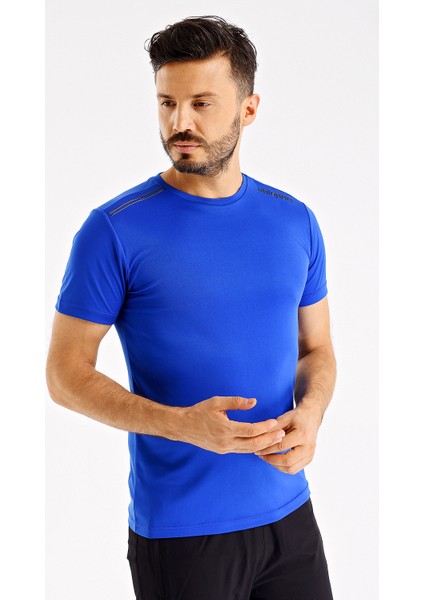 T-Shirt Kevin M modelleri