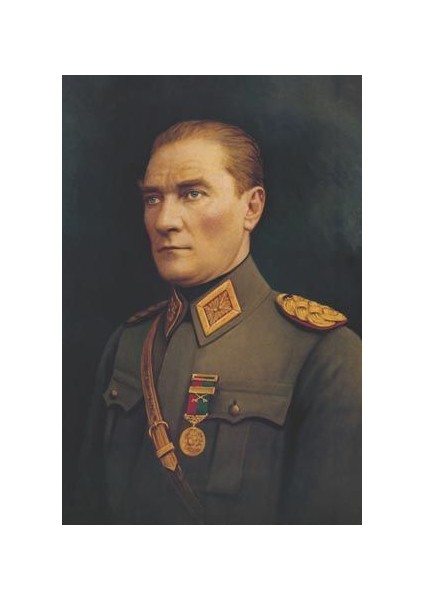 Madalyalı Askeri Üniformalı Gazi Mustafa Kemal Atatürk Poster Bayrak 100 x 150 cm