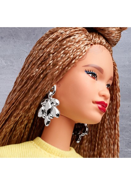 BMR1959 Koleksiyon Barbie Bebeği, Şortlu - Uzun Saçlı GHT91 fiyatları