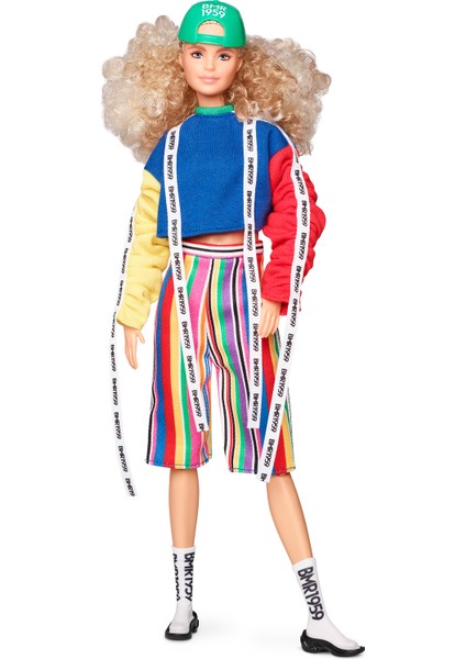 BMR1959 Koleksiyon Barbie Bebeği, Şapkalı - Kıvırcık Saçlı GHT92