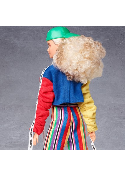 BMR1959 Koleksiyon Barbie Bebeği, Şapkalı - Kıvırcık Saçlı GHT92 indirimleri