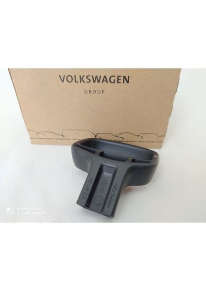 Volkswagen Koltuk Çekme Kolu (Sağ) 3C0881254 / 3C0881254A