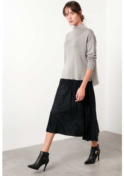 Arkası Uzun Pamuklu Dik Yaka Kazak Kadın KAZAK 4615002 fiyatları