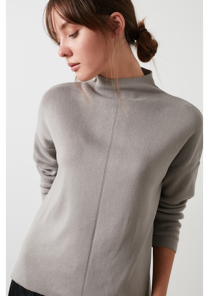 Arkası Uzun Pamuklu Dik Yaka Kazak Kadın KAZAK 4615002 fırsatları