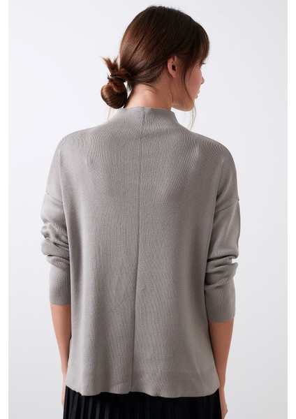 Arkası Uzun Pamuklu Dik Yaka Kazak Kadın KAZAK 4615002 indirimleri