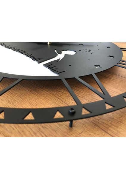 Dekoratif Roma Rakamlı Metal Duvar Saati Çocuk Dekorlu ÇAP:45CM modelleri
