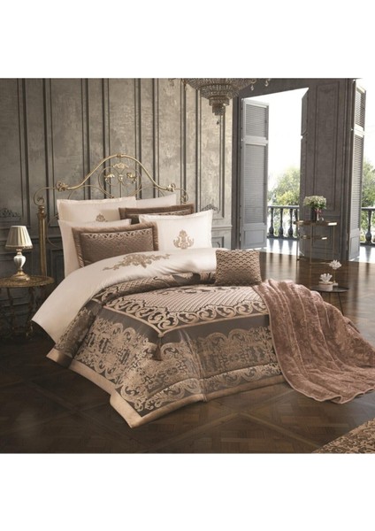 Matilda Yatak Örtüsü