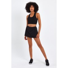 Banega Kadın Tayt Etek Spor Siyah Renk ile Esnek ve Toparlayıcı Özellikler Sunar