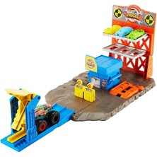 HFB12 Monster Trucks Patlama İstasyonu Oyun Seti , Hot Wheels Monster Trucks