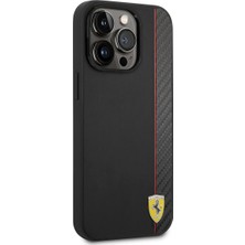 Ferrari iPhone 14 Pro Uyumlu Kılıf Ferrari Magsafe Şarj Özellikli Pu Deri ve Karbon Şeritli Dizayn Kapak