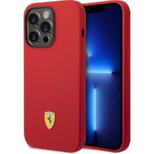 Ferrari iPhone 14 Pro Max Uyumlu Kılıf Ferrari Magsafe Şarj Özellikli Silikon Metal Logo Dizayn Kapak