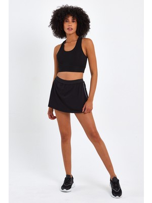 Banega Kadın Tayt Etek Spor Siyah Renk ile Esnek ve Toparlayıcı Özellikler Sunar