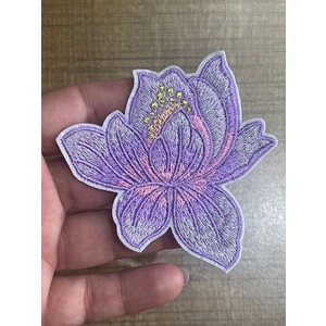 8x8 cm Ütü Ile Yapışan Lotus Çiçeği Nakış Işleme Yama Arma Aplike