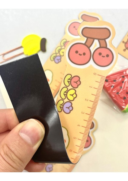 Kawaii Fruit Kiraz Desenli Mıknatıslı Kitap Ayracı ve Cetvel / Yer Imi modelleri