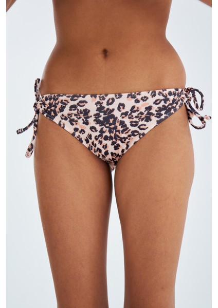 S20007 Leopar Desenli Bikini Slip Alt