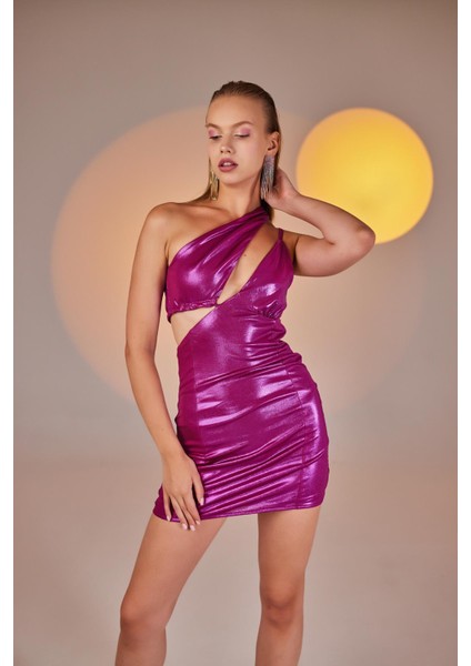 Tek Omuz Detaylı Parlak Mini Thea Elbise Pembe fiyatları