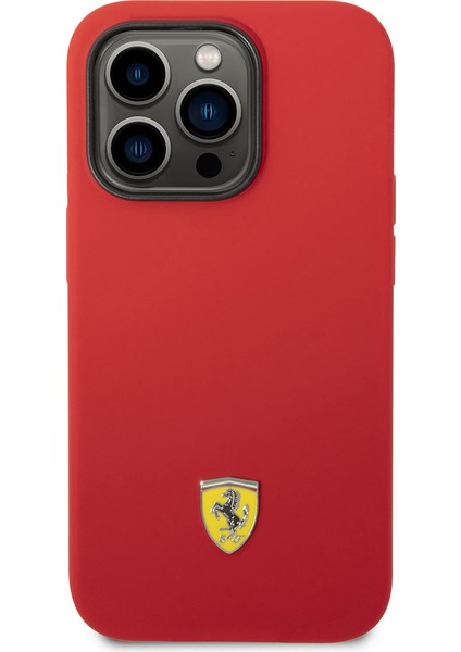 iPhone 14 Pro Max Uyumlu Kılıf Ferrari Magsafe Şarj Özellikli Silikon Metal Logo Dizayn Kapak