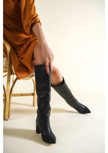 Kadın Akel Diz Altı Çekme Çizme Siyah-Deri modelleri