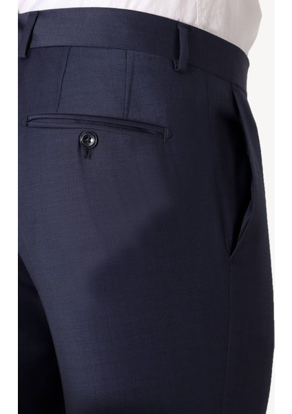 Erkek Lacivert Sivri Yaka Yelekli Slim Fit Takım Elbise