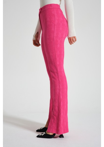 Yırtmaçlı Jakarlı Fuşya Pantolon modelleri