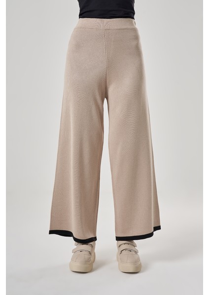 Paça Biyeli Triko Bej/siyah Pantalon