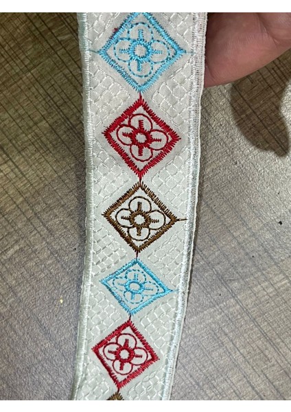 4 cm En 1 Metre Renkli Nakış Işleme Şeritt Dekoratif Etnik Bohem Şerit