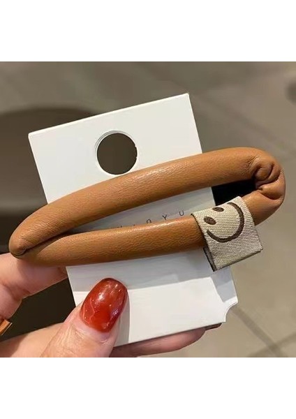 1 Fransız Deri Harfli Basit Saç Tokası (Açık Köri) (Yurt Dışından)