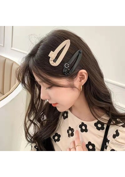 1 Fransız Deri Harfli Basit Saç Tokası (Açık Köri) (Yurt Dışından) fırsatları