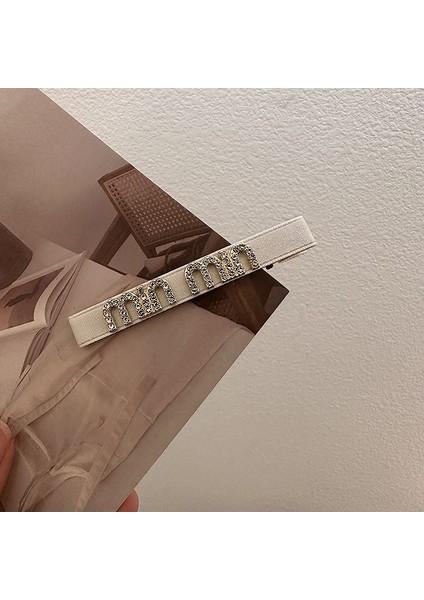 1 Saten Işıltılı Harfler Saç Tokası (Bej) (Yurt Dışından)