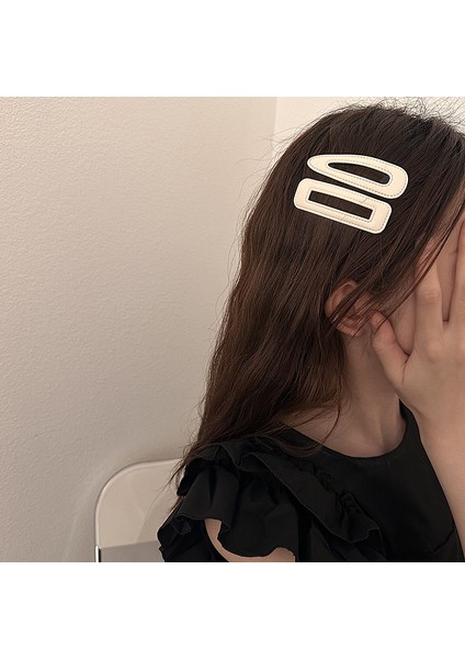 1 Paket Küçük Kokulu Stil Deri Basit Saç Tokası (Içi Boş Elmas Şeklinde - Siyah) (Yurt Dışından) modelleri