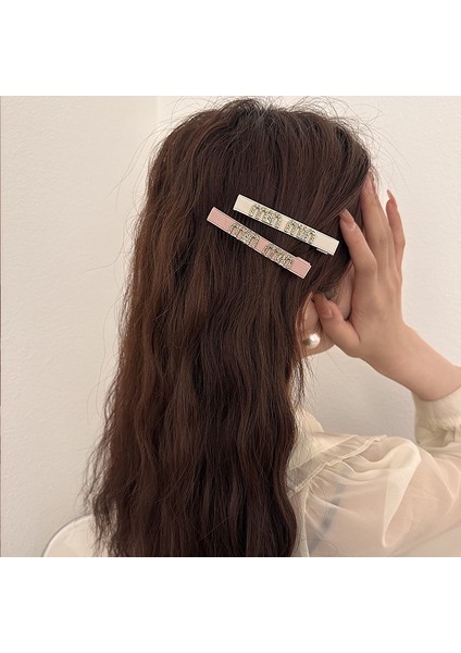 1 Saten Işıltılı Harfler Saç Tokası (Bej) (Yurt Dışından) modelleri