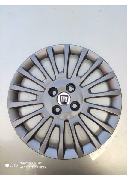 Fiat Linea Punto Fiorino Doblo 15 Inc Füme Jant Kapağı