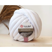 Yarnart Marshmallow 901