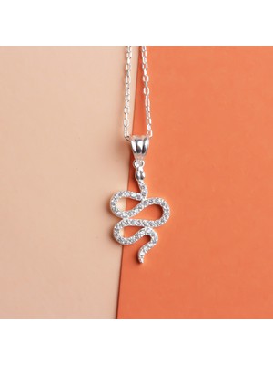 Glorria Gümüş Yılan Kolye