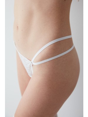 Penti Lacy Dantel Dantel Beyaz String Külot