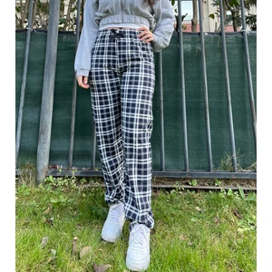 Kadın Pamuklu Ekose Desenli Pijama Altı Eşofman Kurdeleli Beyaz Lacivert Kare