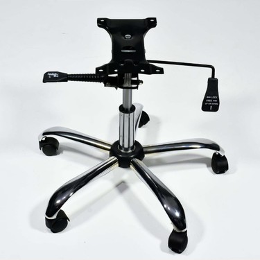 Ayollar kiyinish xonasi porno video