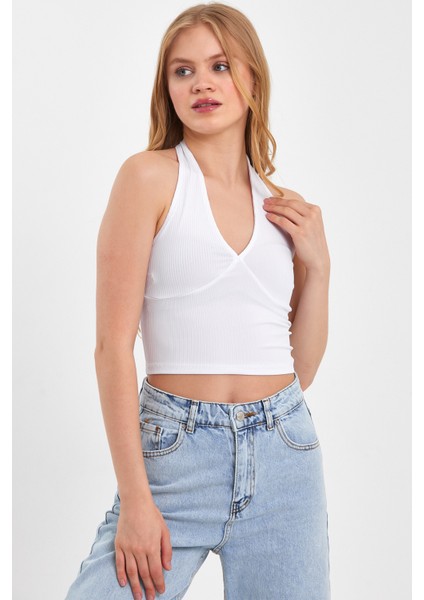 Boyundan Bağlamalı Crop T-Shırt fırsatları