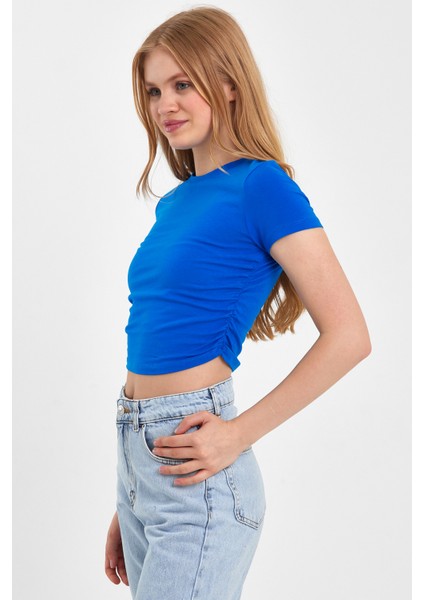 Yan Büzgülü Mavi Crop T-Shırt fırsatları