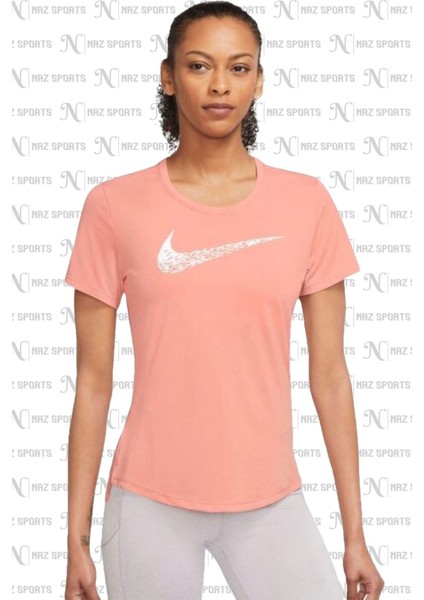 Dri-Fit Swoosh Running Kadın Standart Kesim Spor Tişört indirimleri