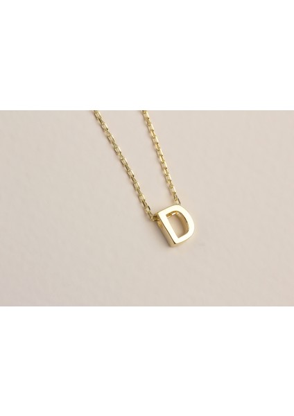 Gümüş 3 Boyutlu Minimalist D Harfi Kolye
