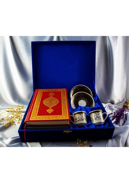 İkili Altın Yaldızlı Kur'an-ı Kerim'li Kadife Kutulu Porselen Fincan Takımı